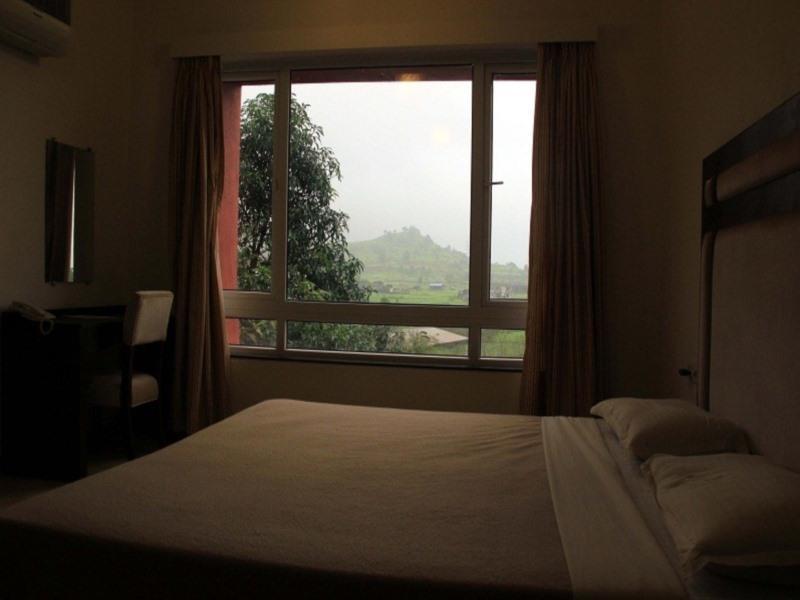 Dew Drops Boutique Retreat Hotel Igatpuri Exterior photo